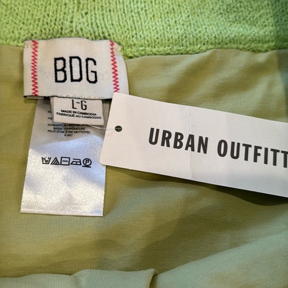 UO BDG Women’s Green Knit Micro Short with Multi Stripe Size: L NWT - Picture 6 of 10